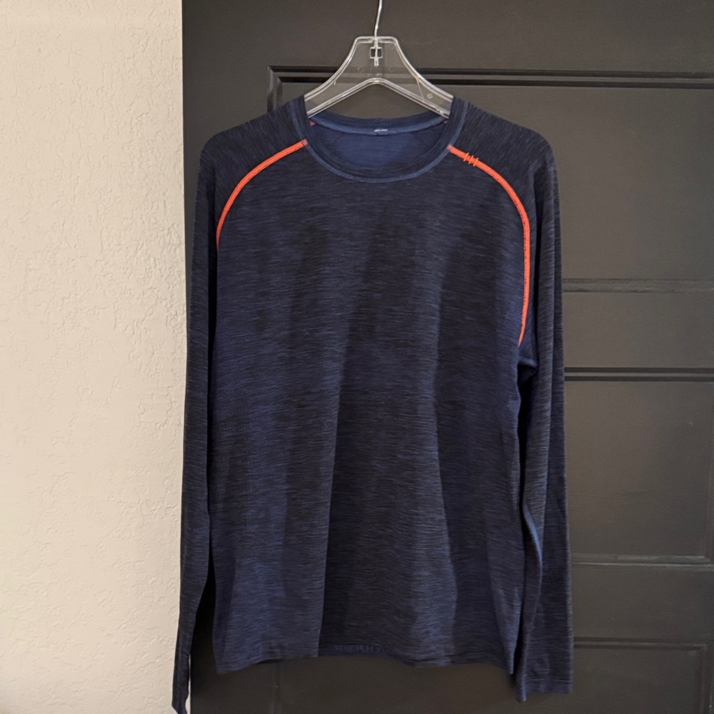 Lululemon Men's Navy and Orange Long Sleeve Shirt (Large)